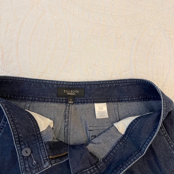 Talbots Denim Lightweight Bermuda Shorts size 4 - Picture 6 of 11